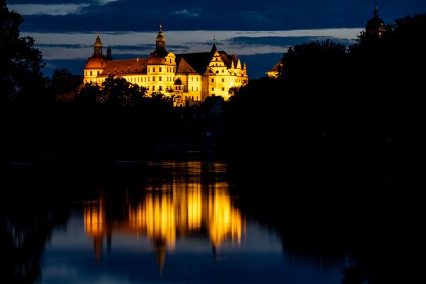 »Schloss Neuburg ad Donau« von Tanja Tilch (Pl. 17)
